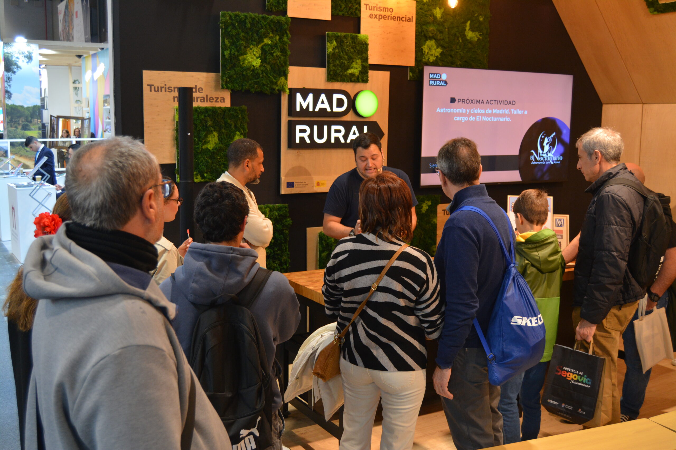 Fitur 2025